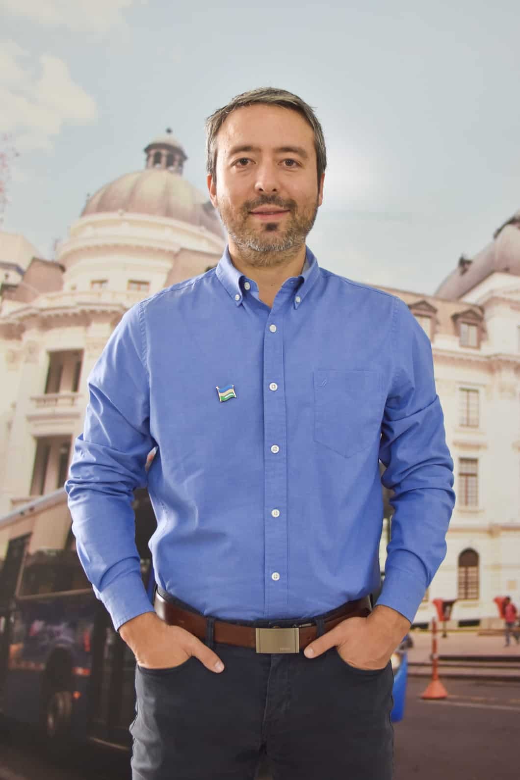 Foto de Álvaro José Rengifo, presidente de Metro Cali. Se encuentra de frente y sonriendo.